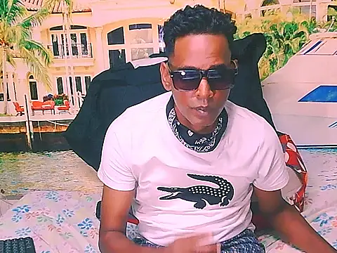 IndianHunk01 – Live XXX-chat