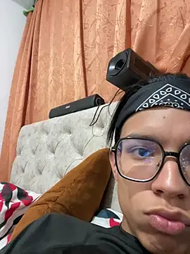 Chat XXX ao vivo de Andres_boy252