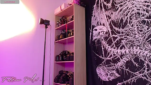 antoniaacxx Adlı Modelin Web Kamerası Şovu