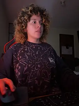 دردشة HUMANXTHING الجنسية المباشرة