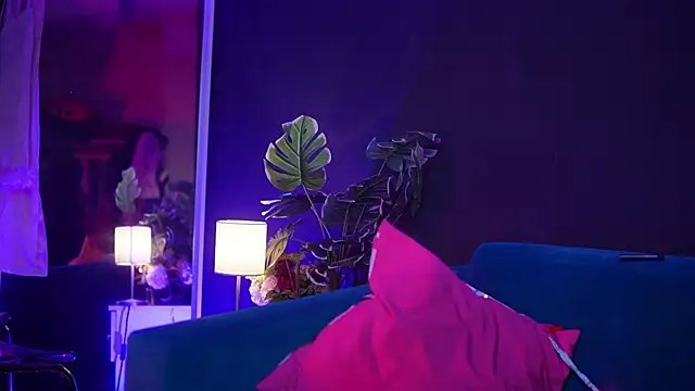 RubyRosa live XXX chat