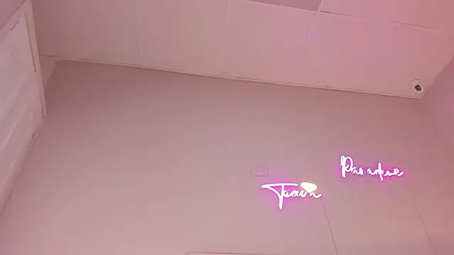 sheila_x live XXX chat