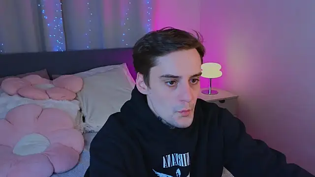 drillfi11: διαδικτυακό σόου στην κάμερα