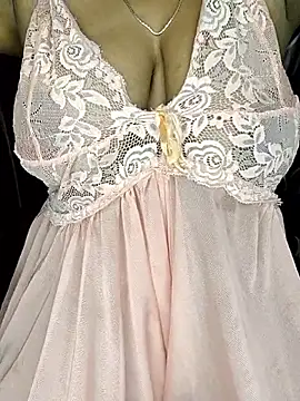 Curvy_Pooja Webcam-Show