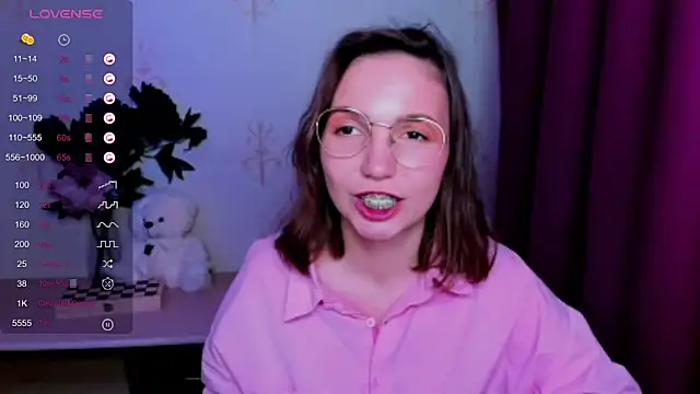 KindHazelHere_'s Live XXX Chat