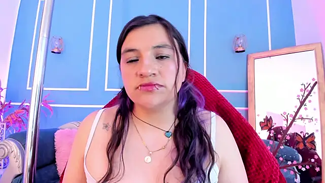 Chatroom XXX en direct de TaraTaylorr