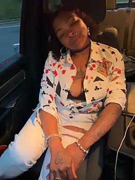 HaloRodeoLover2 live XXX chat