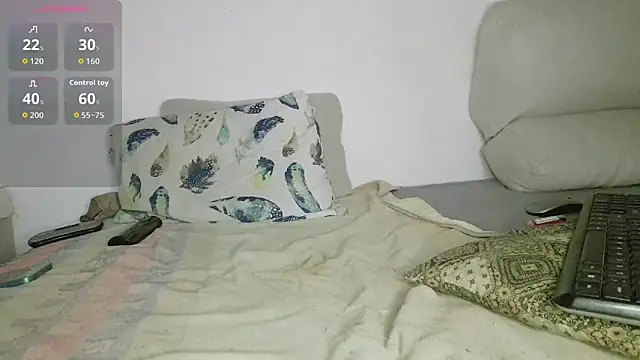 canarito18n Live XXX chat