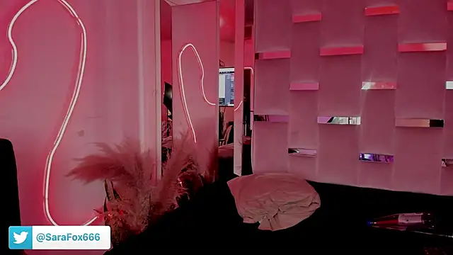 Sara_Foxx1 Live XXX-Chat