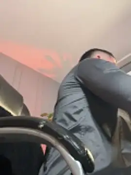 Chat XXX en directo de Frank_Farrell