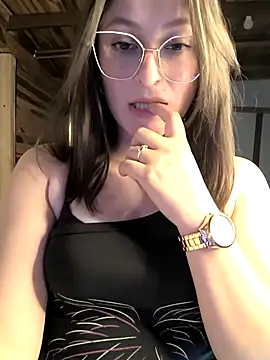 IsabelaGomez's Live XXX Chat