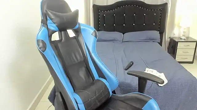 Antonella_heinz's Live XXX Chat