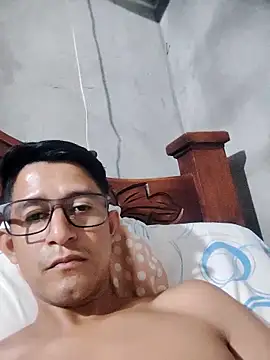 chicolargo17 – webcam-show