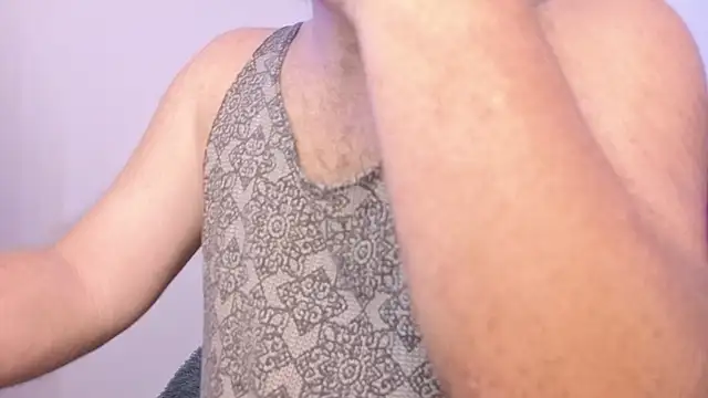 michacosio Show in webcam