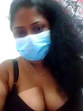 boosypussy 即時 XXX 聊天