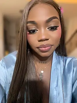 SarahBleern Live XXX chat