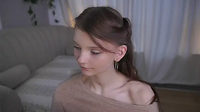 XXX chat uživo modela CindyGarrison