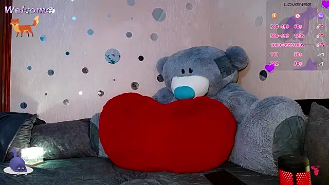 -CUTE-EVIL- Live XXX-Chat