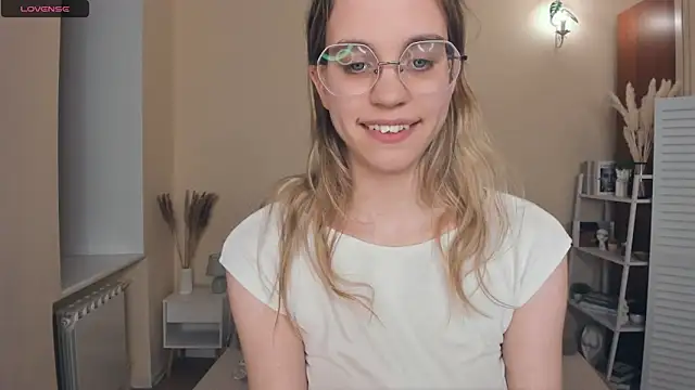 JoanBaggott's Webcam Show