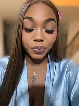 SarahBleerのライブXXXチャット