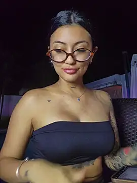 Roma_xxx 现场XXX聊天