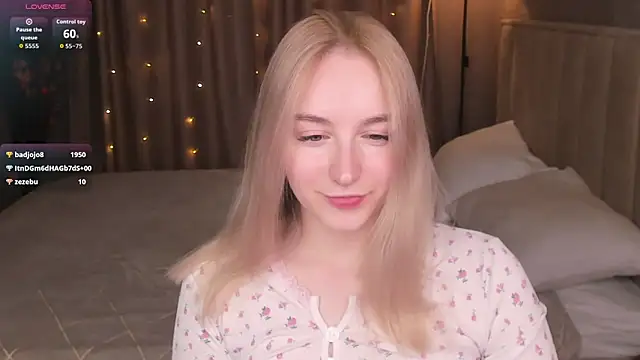 Shy_Pollyn Live XXX chat