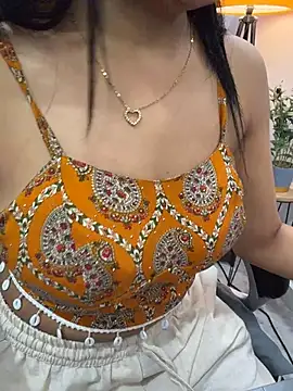 Chat XXX en directo de escape_with_me