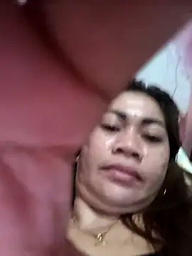 SweetChubbyMommy_02's Live XXX Chat