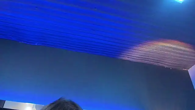 AmmyJones_'s Live XXX Chat