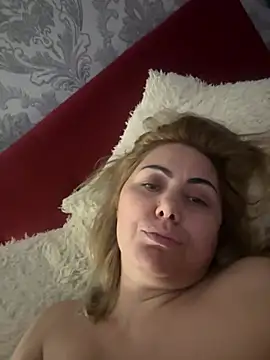 Онлайн чат XXX Emma_roqueen