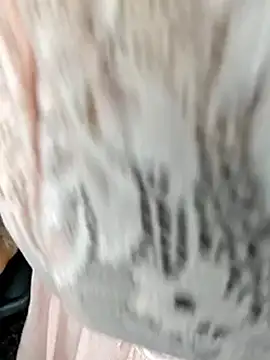 Curvy_Pooja webkamerás műsora