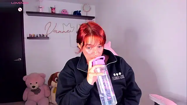 Vannessa__Shy's Webcam Show