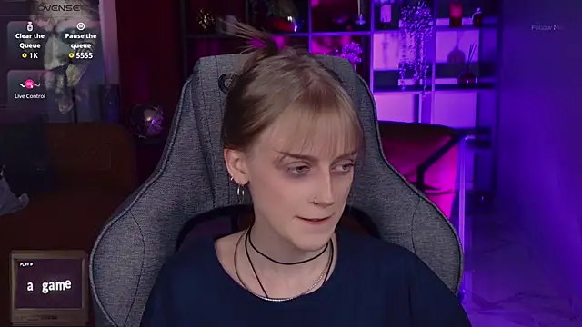 KiraMontoya 现场XXX聊天