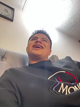 Вебкам-шоу andresmahecha777