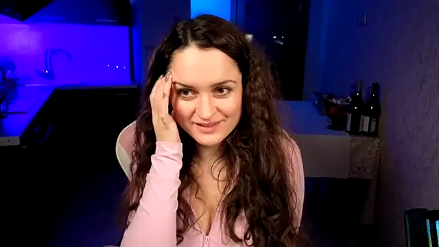 แชท XXX สดของ Cerann1