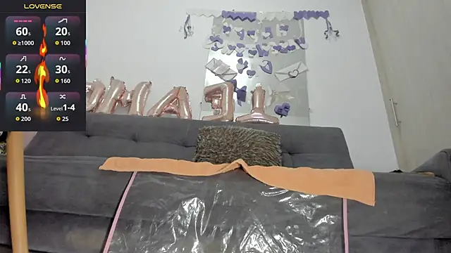 esmeraldamfc's Live XXX Chat