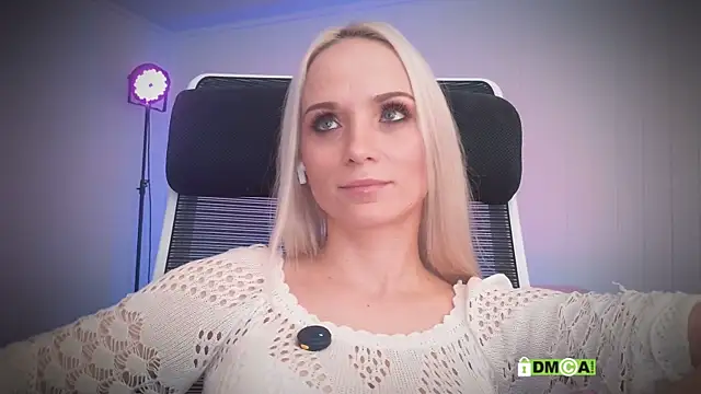 Sembang XXX Secara Langsung Louise-dance