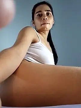 morenaus2025's Live XXX Chat