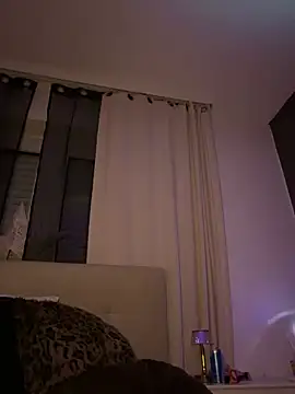 lisapeperoni's Live XXX Chat