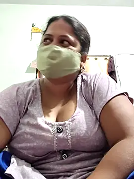Hot_indian_Milf élő XXX-chatje