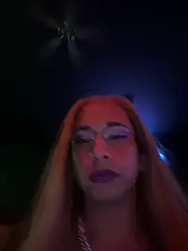 TranSexualJade95 即時 XXX 聊天