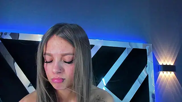 AmmyJones_: онлайн-секс-чат