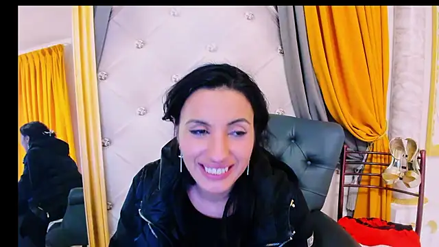 DiamondVelour's Live XXX Chat