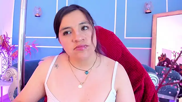 แชท XXX สดของ TaraTaylorr