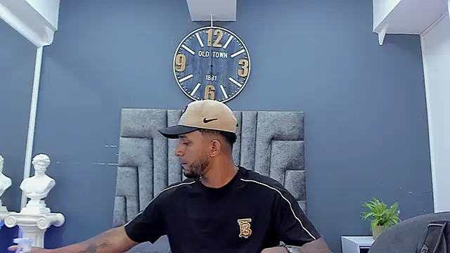 Robin_Riefn Live XXX chat