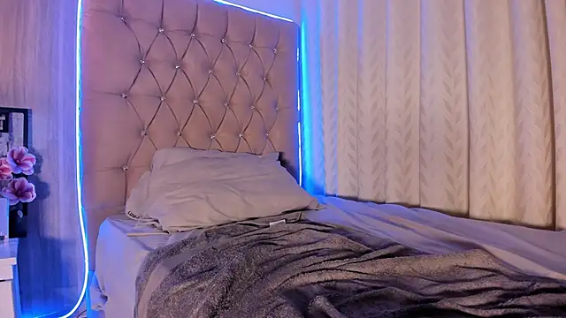 Maddyluxe Pertunjukan Webcam