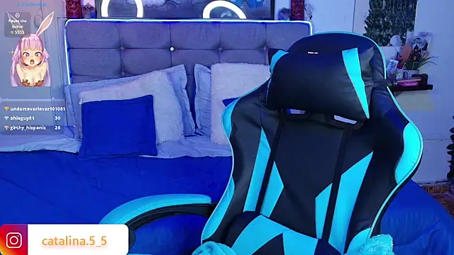 Chat +18 de Kata_Bigboobs ao vivo