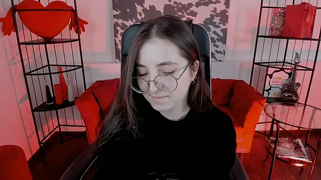 VirtuallVoyantのライブXXXチャット