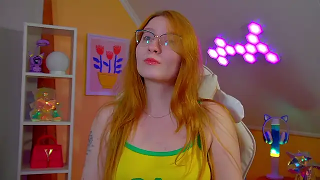 Chatroom XXX en direct de AliceAllisons