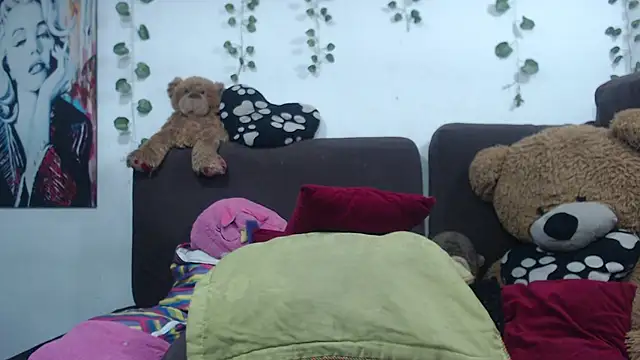 Samanta_milf84 élő XXX-chatje